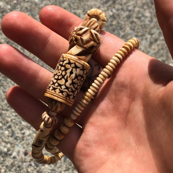 Vintage Water Buffalo Bone Necklace - Picture 8 of 10